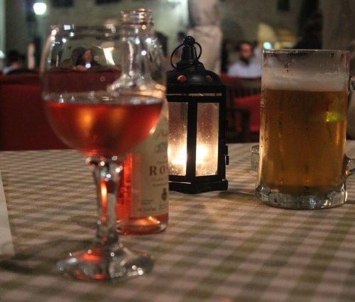 GEKOELD BIER EN WIJN